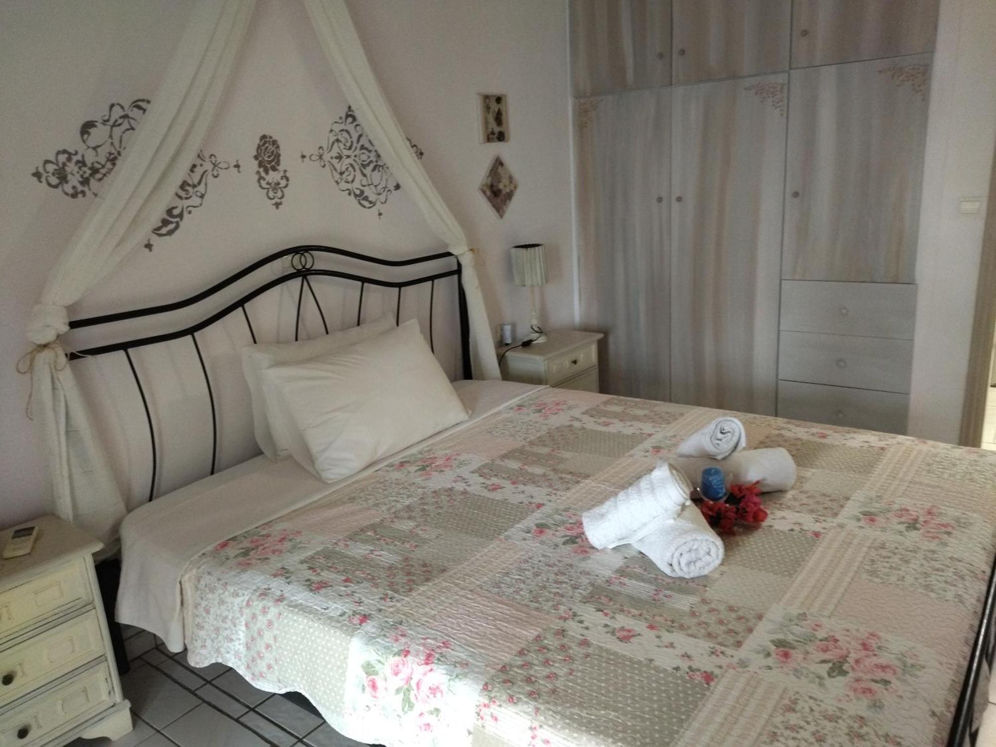 Blue Dreams Guest House อัลมิโรโปตามอส ห้อง รูปภาพ