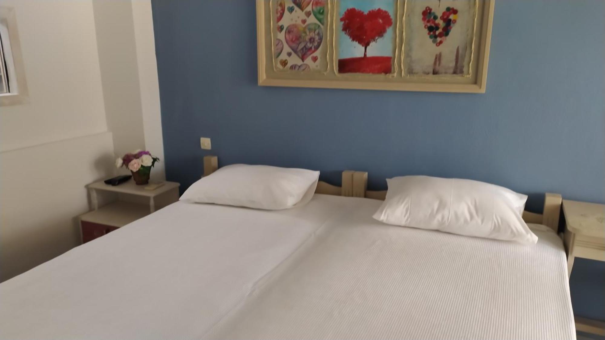 Blue Dreams Guest House อัลมิโรโปตามอส ห้อง รูปภาพ